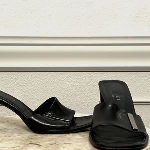 Very Real Totally Authentic Gucci Heel Strap Shoe Thingies